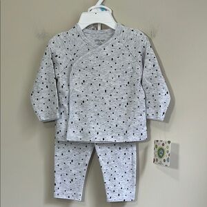 Little Me Gender Neutral Baby Outfit Size 6 Months